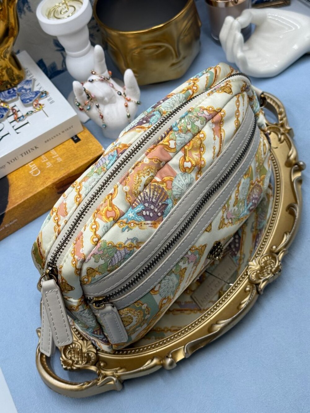 🆕 KURT GEIGER LONDON 🧿 NWOT Recycled Nylon Crossbody Bag, White Shell Print - Picture 9 of 13
